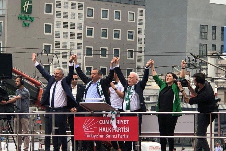 CHP Genel Başkanı Özel'den Bursaspor'a destek