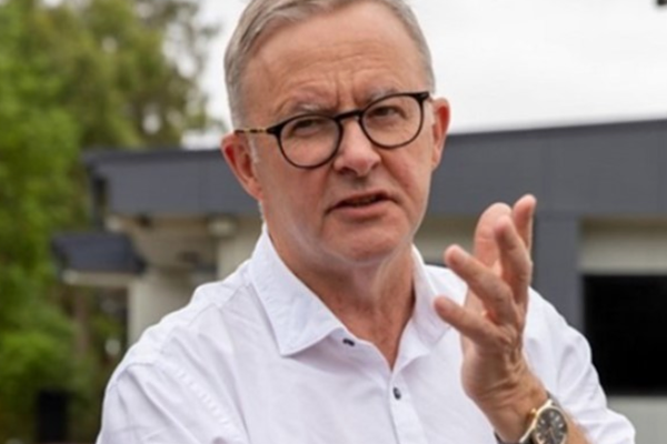 Albanese, Singapur Başbakanı Wong ile görüştü