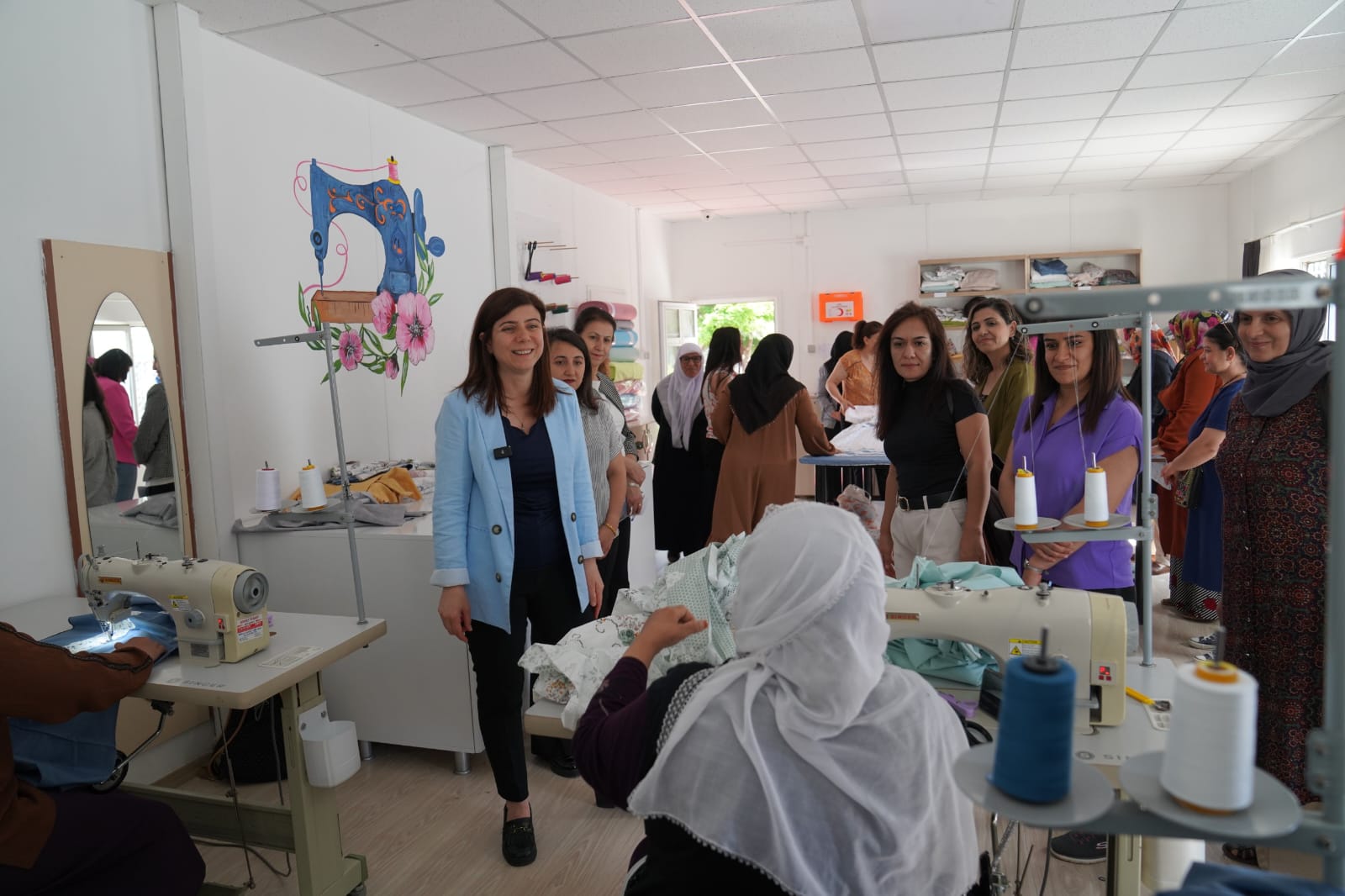 Eş Başkan Bucak'tan Kadın Yaşam Merkezlerinde bulunan üretim alanlarına ziyaret