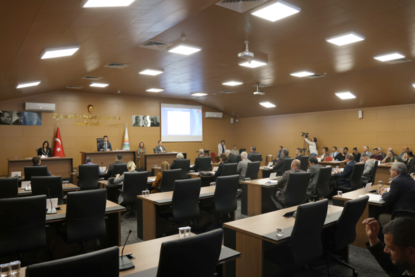 Marmaris Belediyesi'nin bütçesi 412 milyon lira fazla verdi