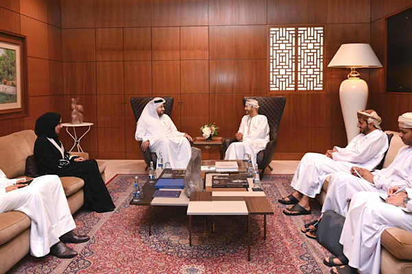 Khulaifi, Busaidi ile görüştü