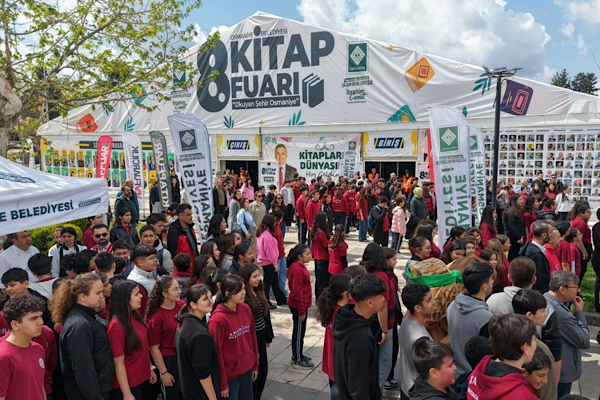 Osmaniye 8’inci Kitap Fuarı kapılarını açtı<