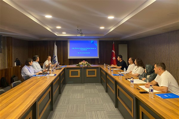 İnegöl Belediyesi'nden Çözüm Merkezi ekibine eğitim