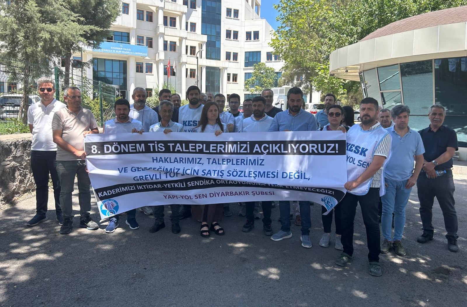 Yapı - Yol Sen 8. dönem toplu sözleşme görüşmeleri öncesi taleplerini açıkladı<