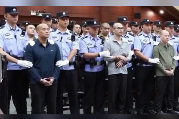 Çin, Myanmar mafyasının dört üyesini daha idam etti