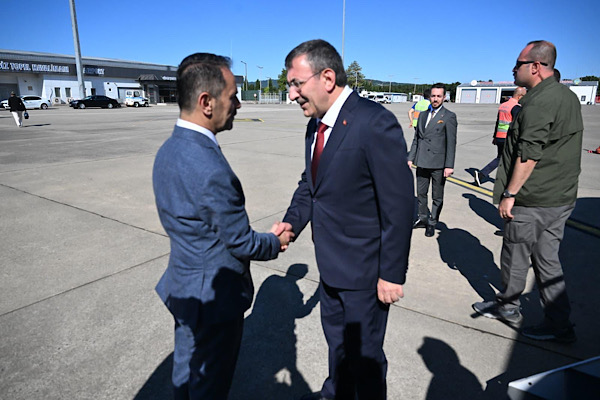 Vali Aktaş, Cumhurbaşkanı Yardımcısı Yılmaz’ı karşıladı