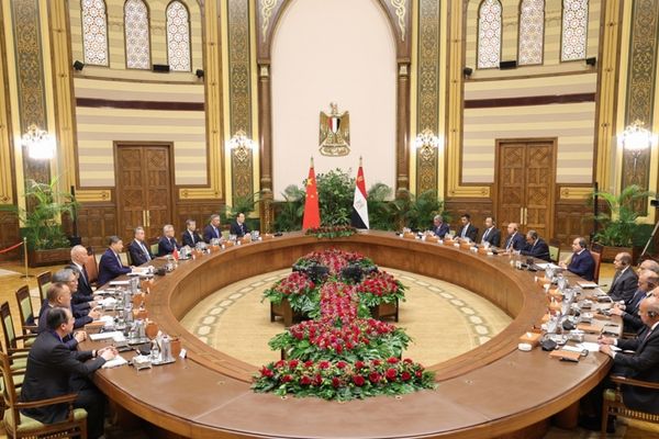 Çin-Mısır ikili ilişkilerinde yeni sayfa açıldı<