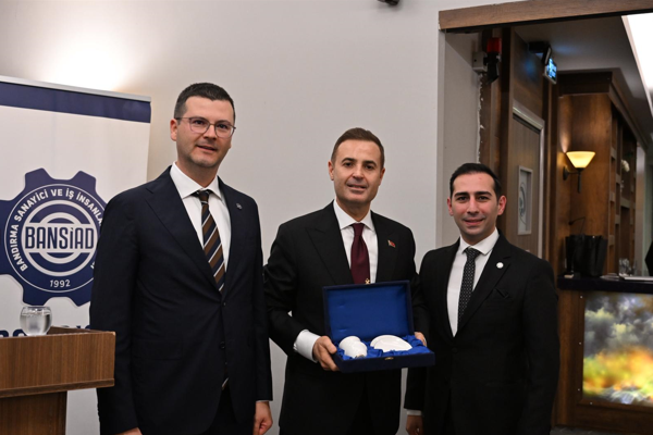 Başkan Akın, iş dünyasından temsilcilerle bir araya geldi<