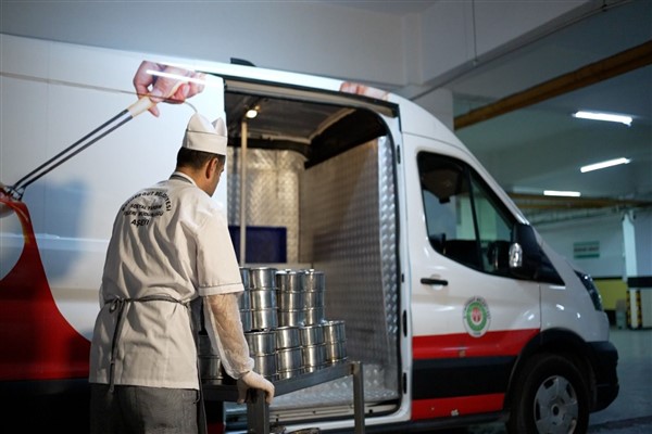 Etimesgut Belediyesi Aşevi, 3 bin 485 kişilik yemek dağıtımı gerçekleştiriyor<