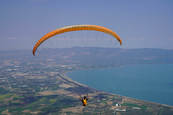 Orhangazi'de Bursa Cup 2025 Yamaç Paraşütü etkinliği<