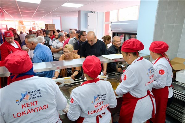 Adana Büyükşehir Belediyesi Kent Lokantası hizmete açıldı<