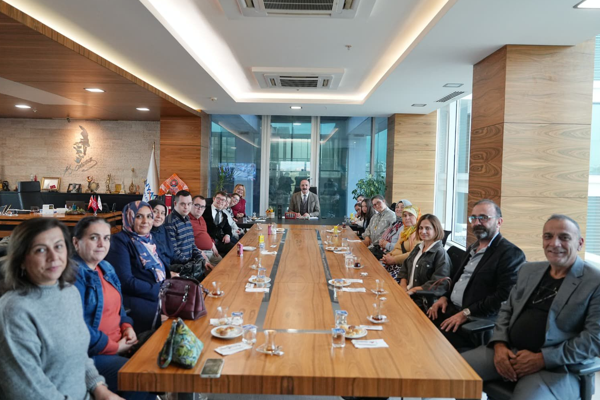 Başkan Kotan, Down Sendromlular ve Engelliler Derneği ile buluştu<