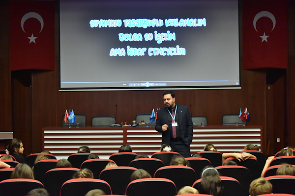Bursa'da öğrencilere su tasarrufu ve bilinçli kullanım eğitimi veriliyor