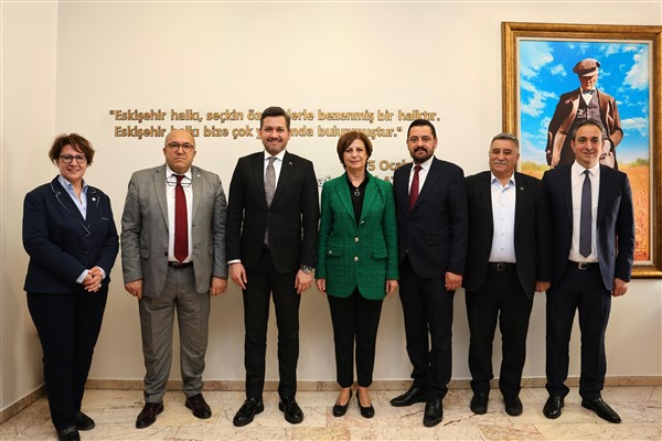 İYİ Parti’den Başkan Ünlüce’ye tebrik ziyareti