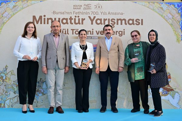 Bursa’nın fethinin 700. yılına özel minyatür yarışmasının ödülleri verildi<
