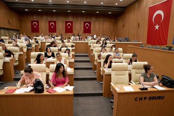 Çukurova Belediyesi’nden kreş öğretmenlerine iletişim becerileri eğitimi <