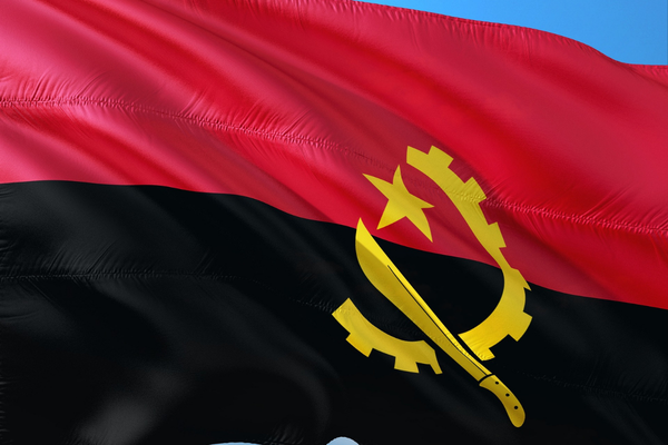 Angola’da Caculo-Cabaca hidroelektrik santrali kırsal bölgelere elektrik vermeye başladı<