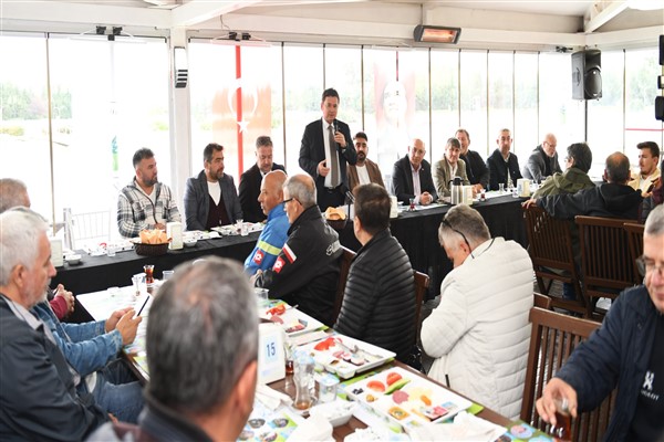 Başkan Aydın, amatör spor kulüplerinin başkanlarıyla bir araya geldi<