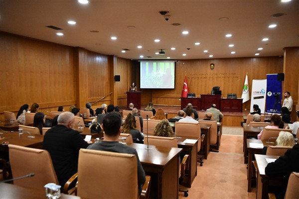 Mamak Belediyesi’nde lösemi farkındalık semineri