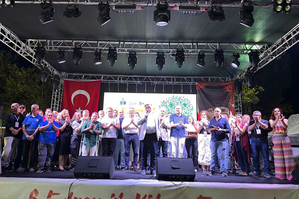 8. Edremit Kitap Fuarı, kapanış programıyla sona erdi<