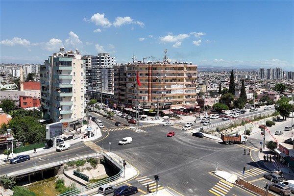 Mersin Büyükşehir, Tarsus Cetvel Köprüsü Kavşağı’nı yeniledi<