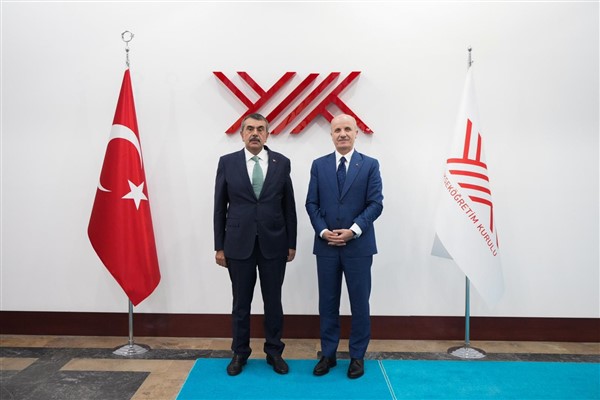 Bakan Tekin'den YÖK Başkanı Özvar’a ziyaret