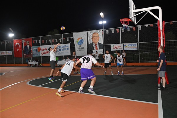 Kumluca’da 3x3 Sokak Basketbolu Turnuvası başladı<