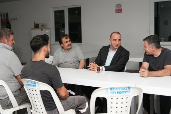 Başkan Kotan’dan akşam vardiyasındaki personele ziyaret<