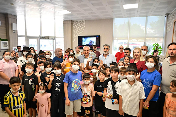 Kepez'de lösemi tedavisi gören çocuklara eğitim desteği