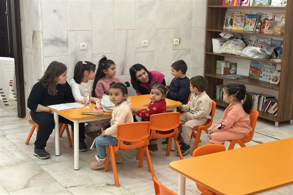 Kadın ve Çocuk Dayanışma Merkezi’nde İngilizce kurslarına ilgi