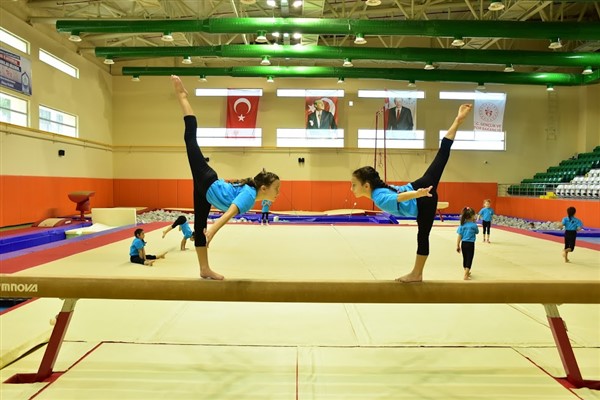 Yıldırım Belediyesi Yaz Spor Okulları’nda üçüncü dönem başlıyor<