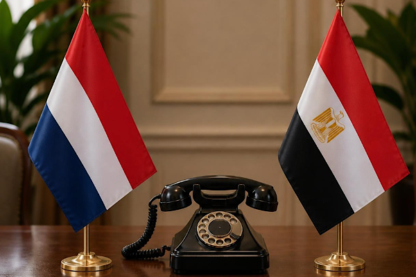 Hollanda ve Mısır, büyükelçiliklerin güvenliğini görüştü<