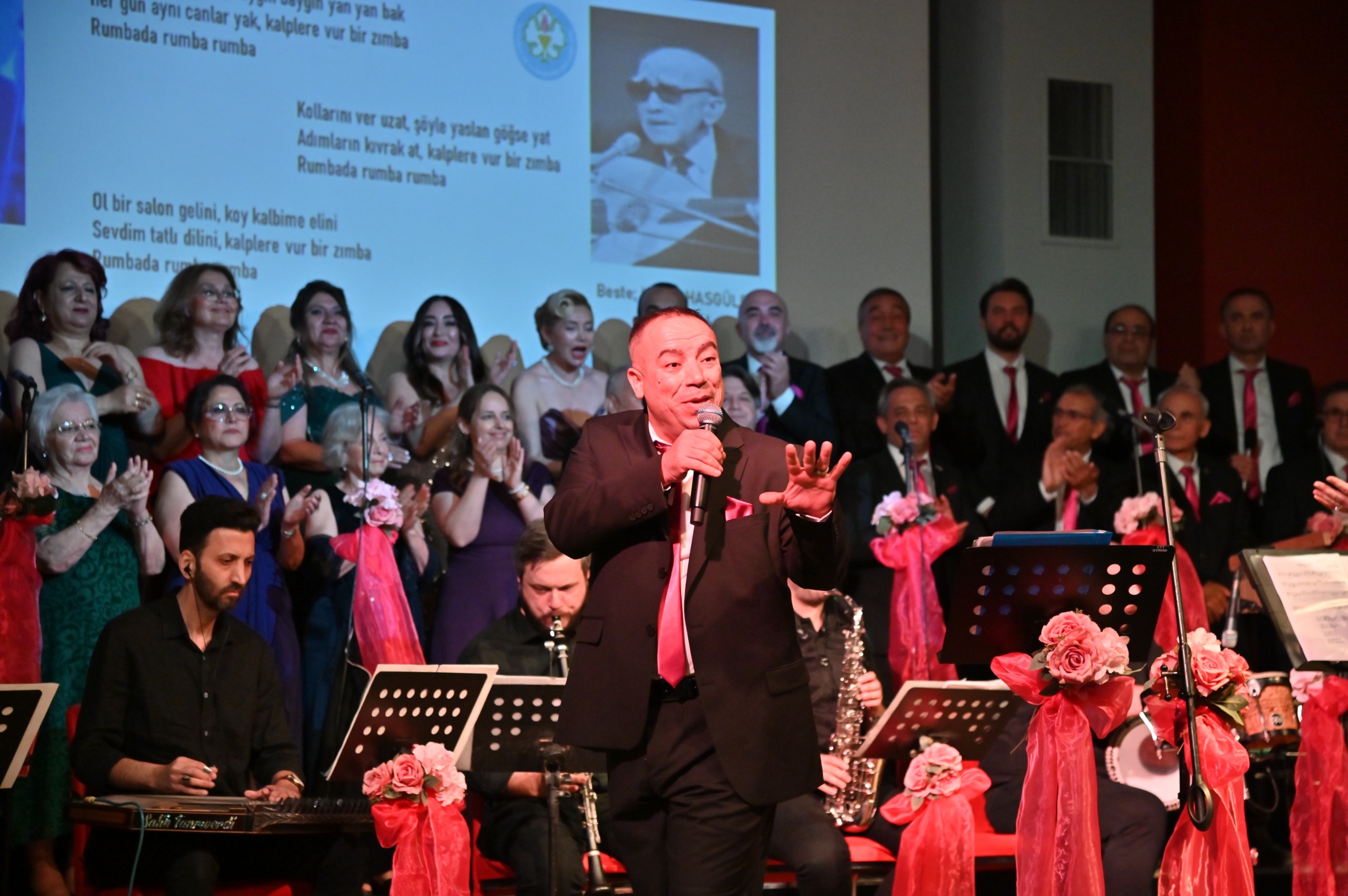 Türk Sanat Müziği Korosu'ndan bahar konseri<