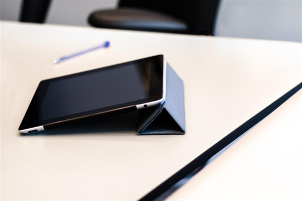 Pakistan ve Filipinler dışişleri bakanları Brüksel’de ikili ilişkileri görüştü<