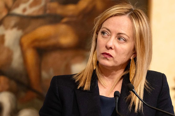 Meloni: Hükümet, kolluk kuvvetlerine tam desteğini yinelemektedir<