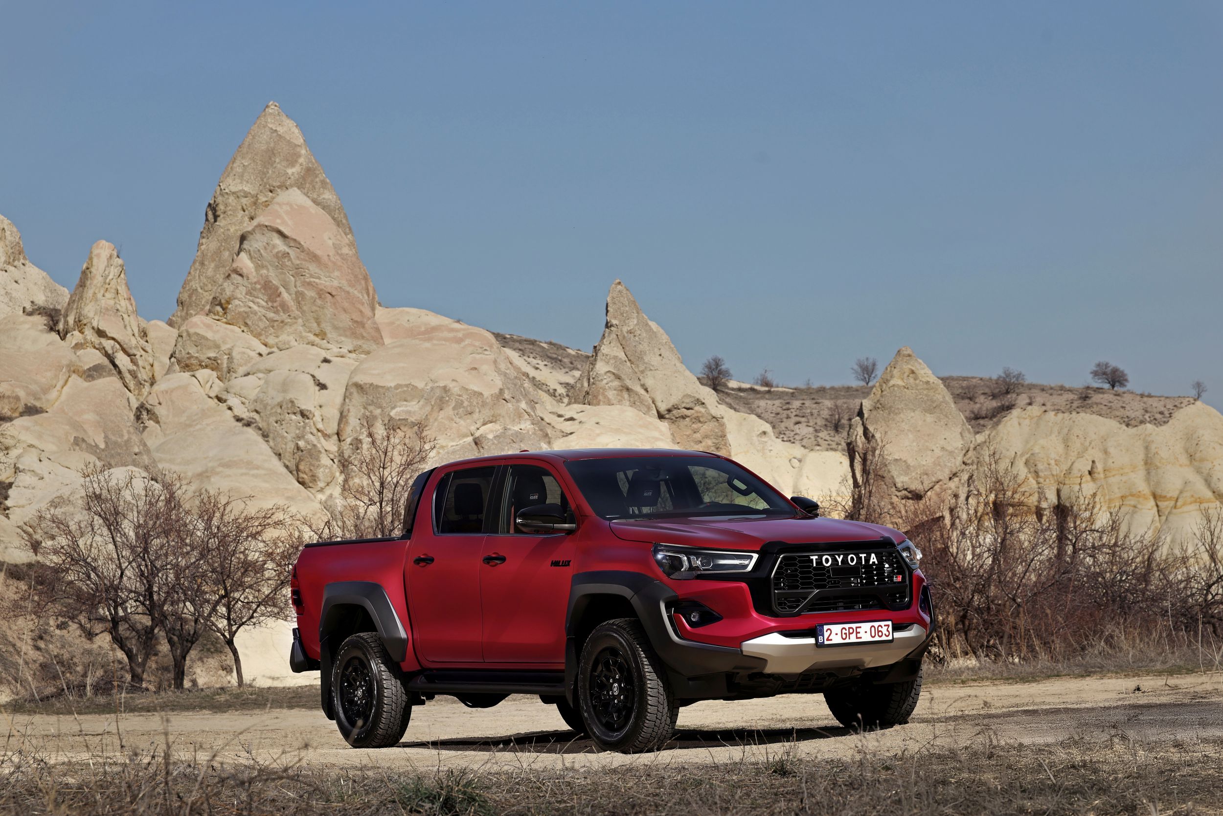 Toyota Hilux’ın en sportif ve en güçlü versiyonu GR SPORT Türkiye’de<