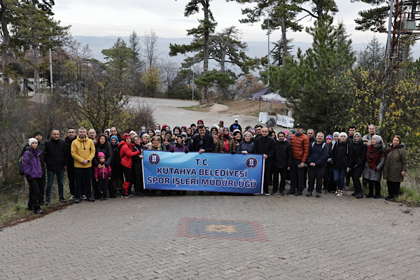 Kütahya’da doğa yürüyüşü etkinliği düzenlendi<