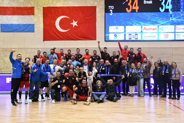 Nilüfer Belediyespor Avrupa’da son 16’ya yükseldi<