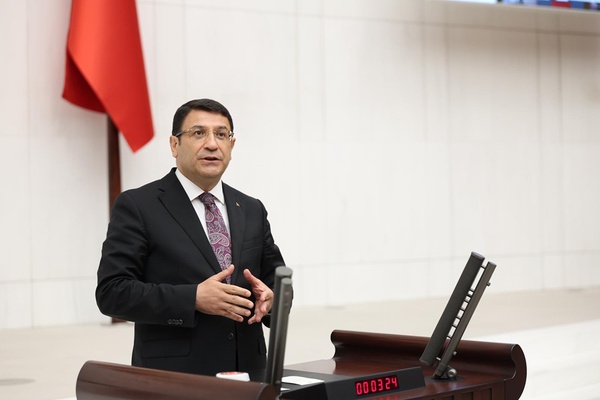 DEVA Partisi Milletvekili Şahin’den hakim ve savcı mülakatlarına tepki