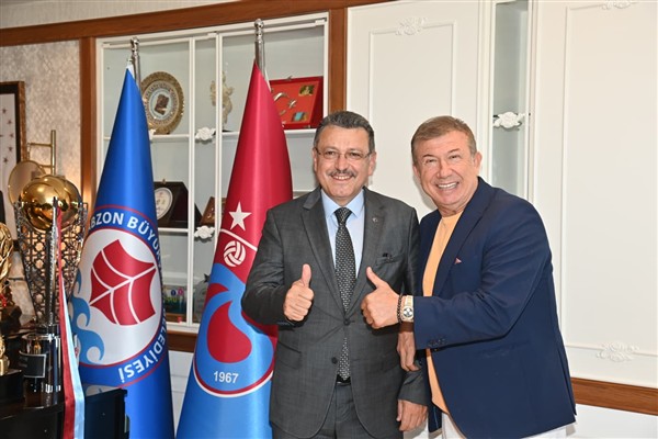 Başkan Genç, eski futbolcuları ağırladı