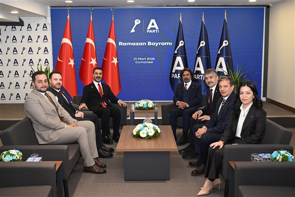 Anahtar Parti, Yeniden Refah Partisi ile bayramlaştı<