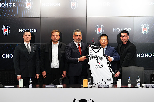  HONOR, Beşiktaş GAİN Erkek Basketbol Takımı’nın stratejik teknoloji ortağı oldu<