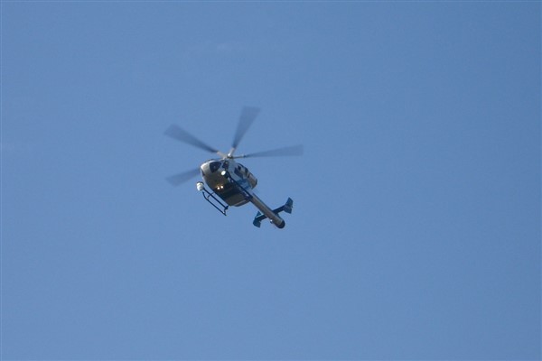 İzmir'de askeri helikopter teknik arıza nedeniyle acil iniş yaptı