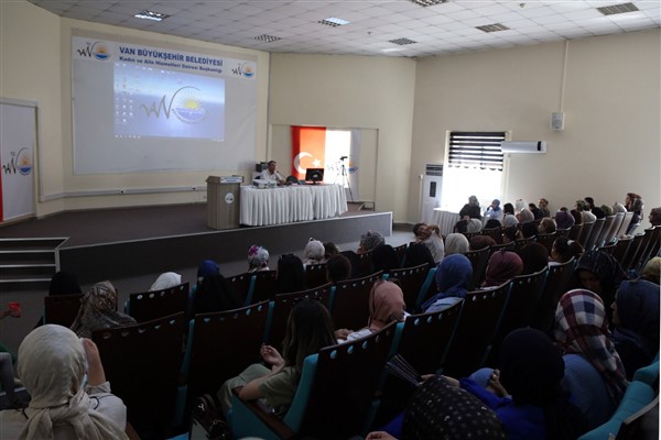 ADEM personellerine yönelik 'İş Ahlakı' semineri<