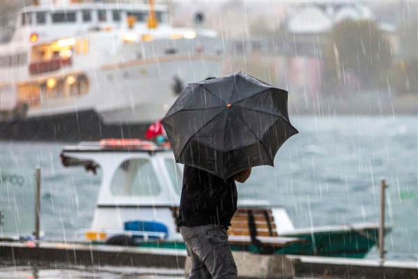 AKOM'dan İstanbul için şiddetli yağış uyarısı