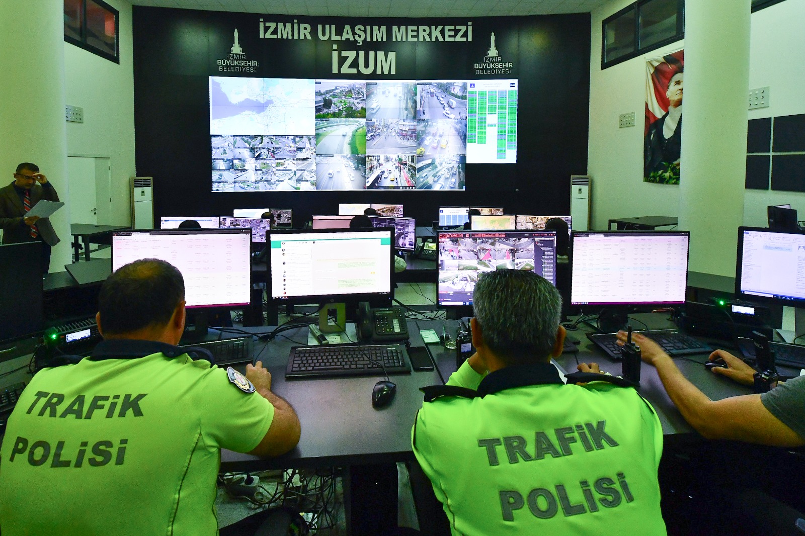 İzmir trafiğinde iş birliği