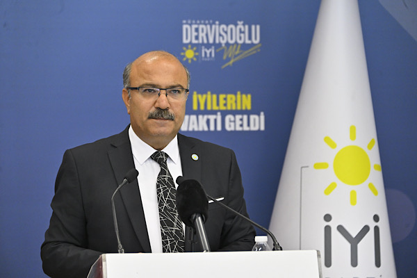 Ulusoy: Türkiye'deki orman yangınlarının yaklaşık yüzde 70'i insan kaynaklı