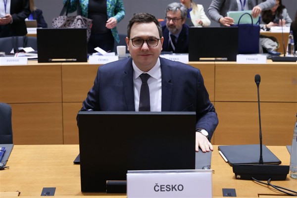 Lipavsky: Ukrayna Avrupa'ya aittir ve desteğimiz halkınadır<