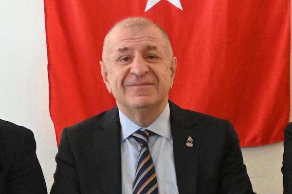 Zafer Partisi Genel Başkanı Özdağ, Küçükçekmece'de