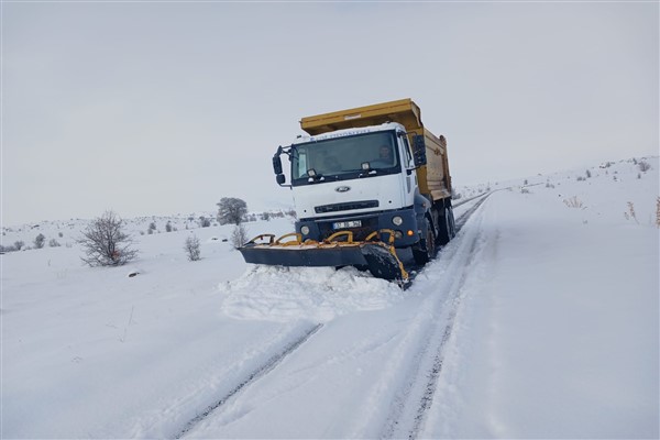 Kayseri'de 91 mahalle yolu ulaşıma açıldı